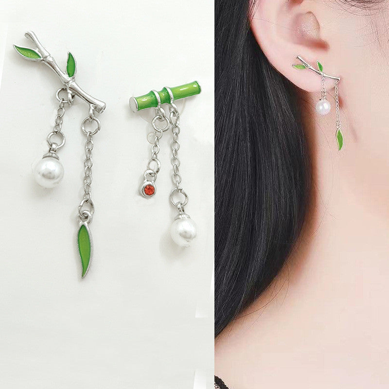 Asymmetrical Bamboo Leaf Earrings for Women – Nature-Inspired Design