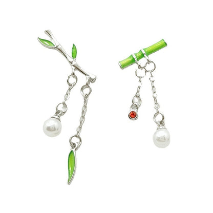 Asymmetrical Bamboo Leaf Earrings for Women – Nature-Inspired Design