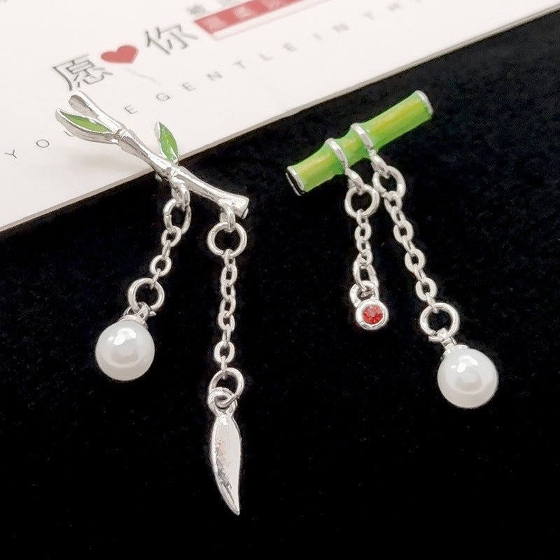 Asymmetrical Bamboo Leaf Earrings for Women – Nature-Inspired Design